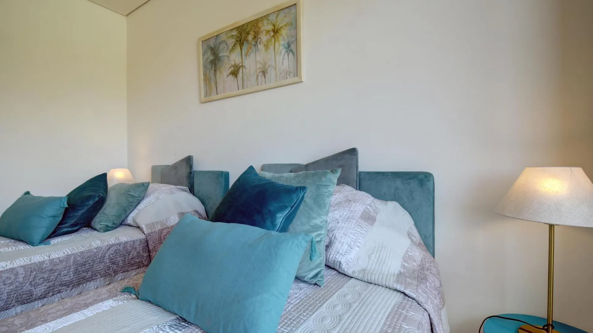 Ribera Del Marlin Apartment Sotogrande 0*,  Spain