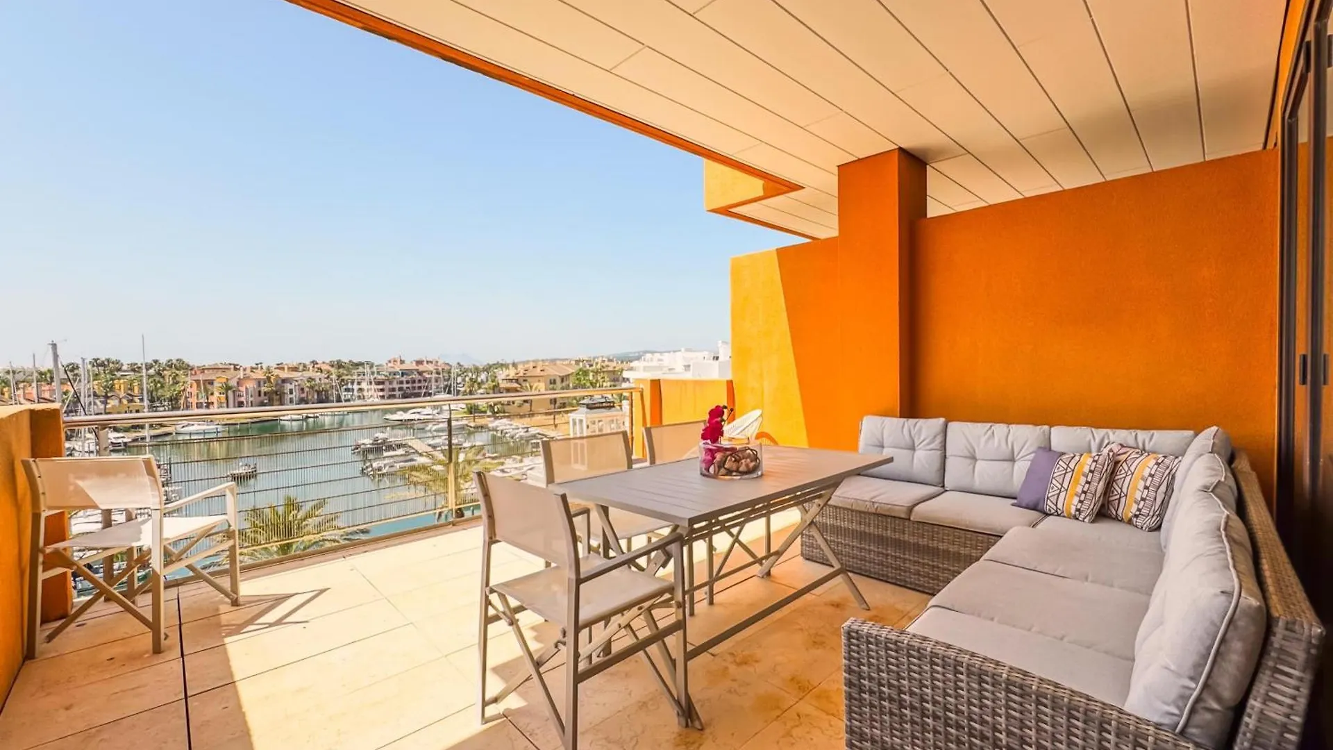 Ribera Del Marlin Apartment Sotogrande Spain